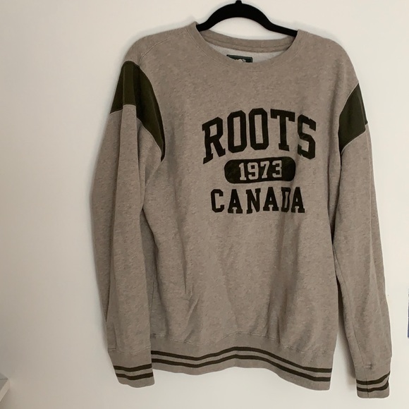 Roots Crewneck - Picture 1 of 3